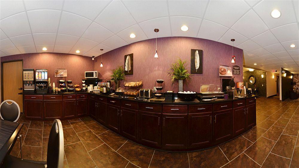 Best Western Plover-Stevens Point Hotel & Conference Center Bagian luar foto
