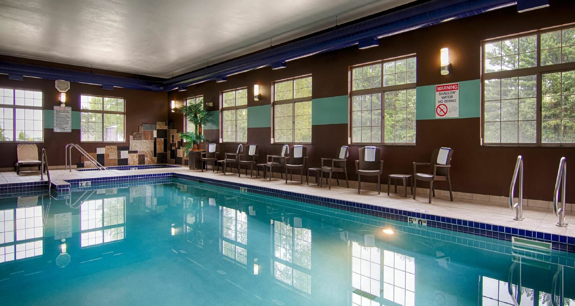 Best Western Plover-Stevens Point Hotel & Conference Center Bagian luar foto