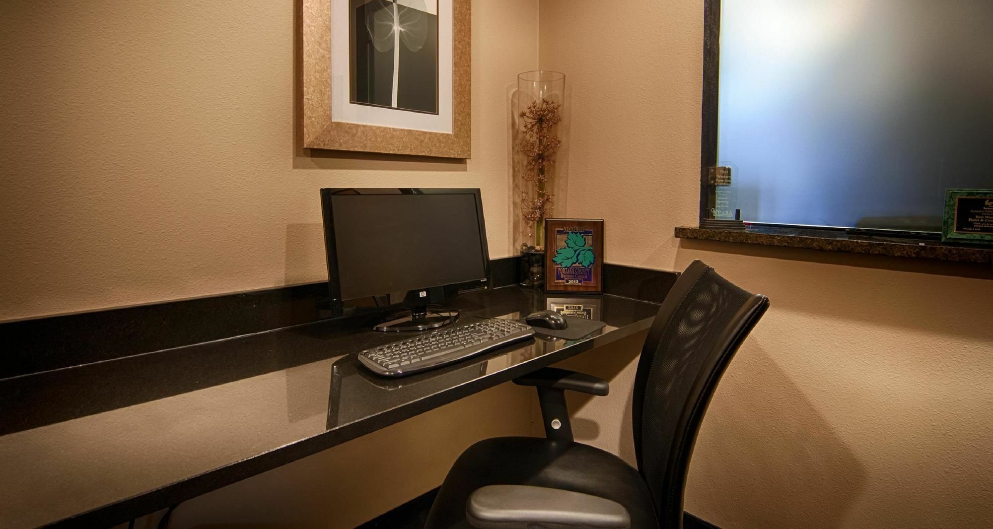 Best Western Plover-Stevens Point Hotel & Conference Center Bagian luar foto