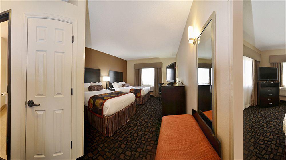 Best Western Plover-Stevens Point Hotel & Conference Center Bagian luar foto