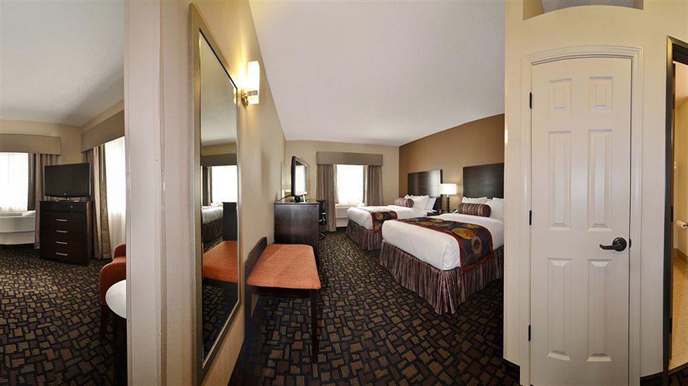 Best Western Plover-Stevens Point Hotel & Conference Center Bagian luar foto