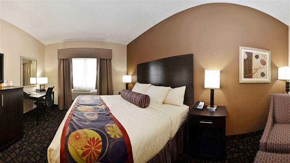 Best Western Plover-Stevens Point Hotel & Conference Center Bagian luar foto